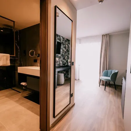 Szálloda Holzapfel 4*