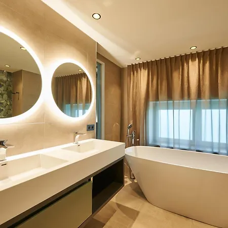 Holzapfel 4* باد فسينغ