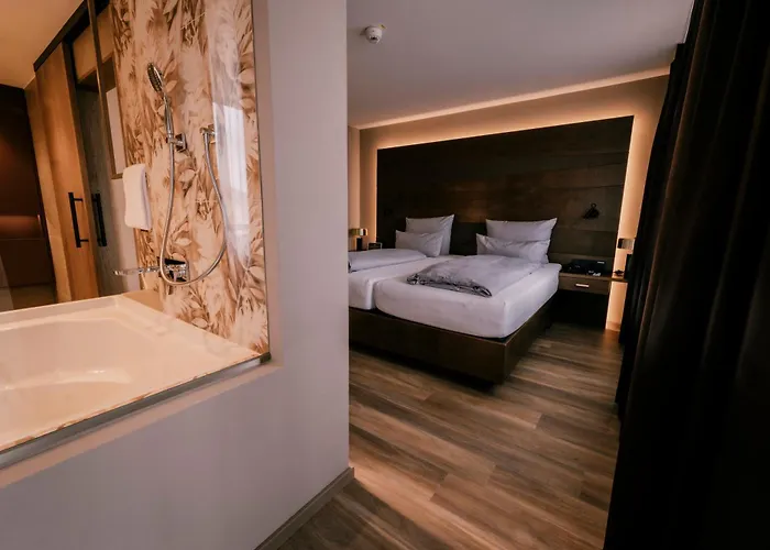 Holzapfel Hotel